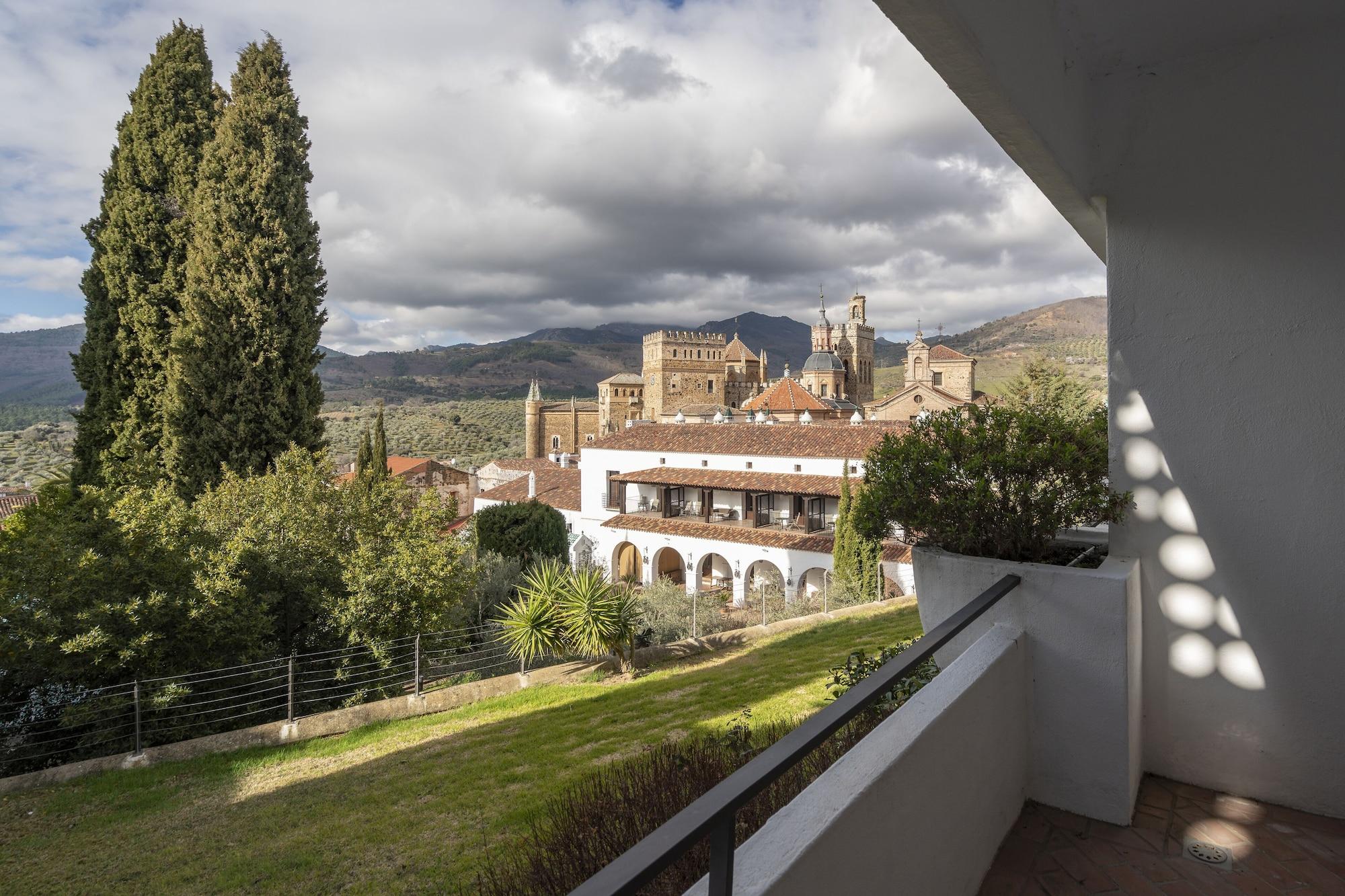 Parador De Guadalupe Hotel Guadalupe  Buitenkant foto